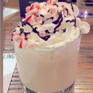 Bundle and make an offer! Clearing out the items in my closet this week!